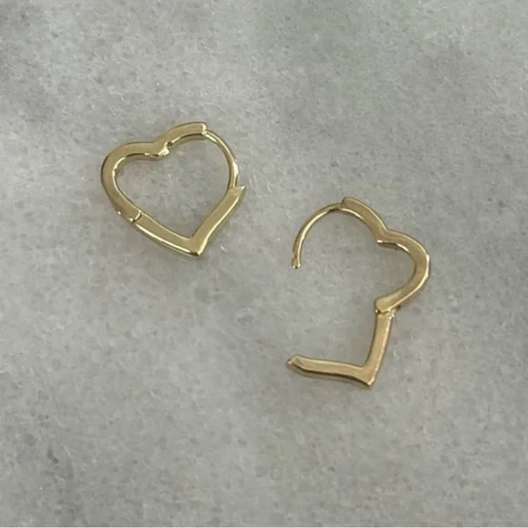 Gold Heart Shaped Huggie Hoop Earrings Brand New - Picture 5 of 5